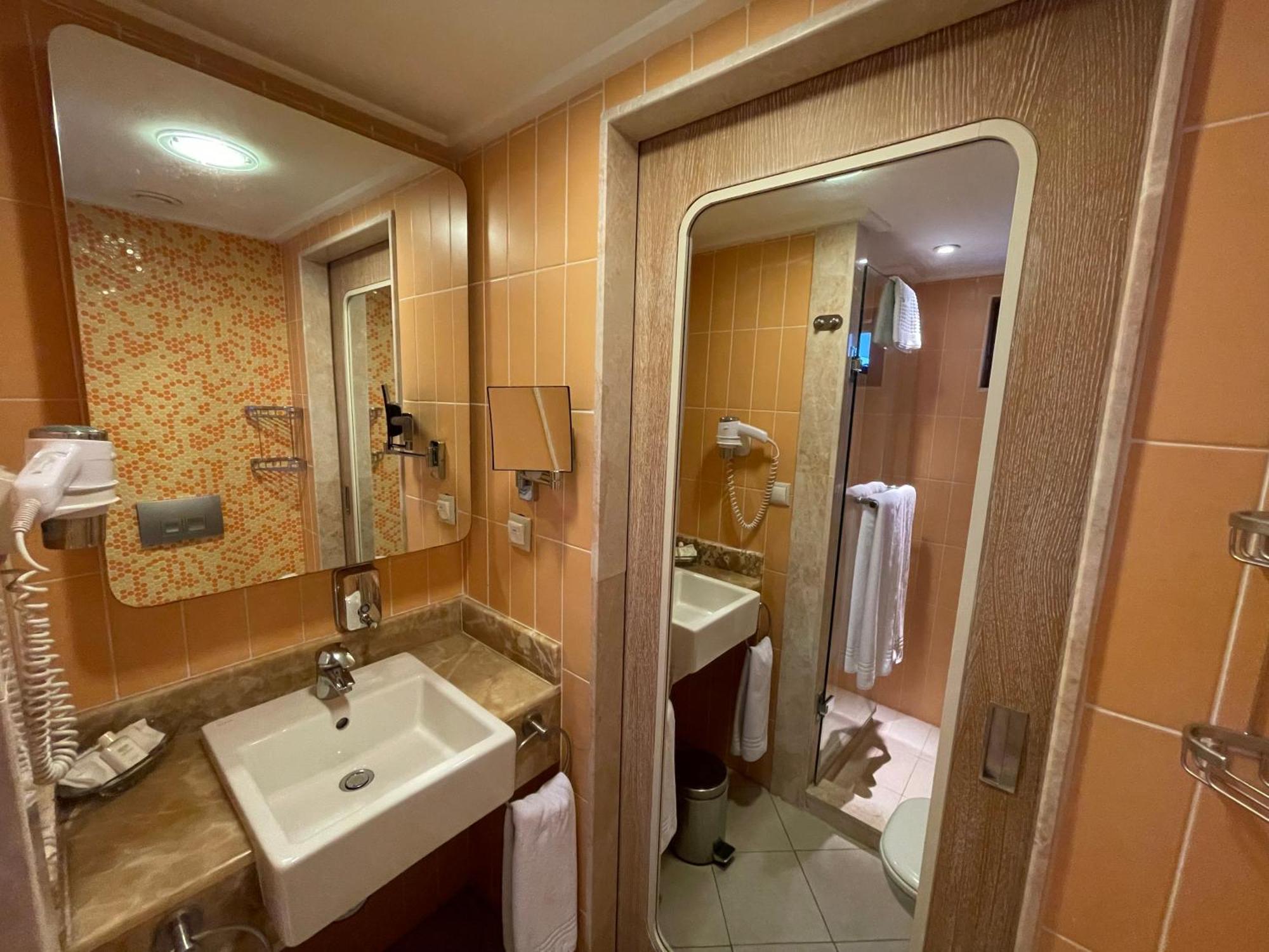 Club Grand Side Hotel Luaran gambar